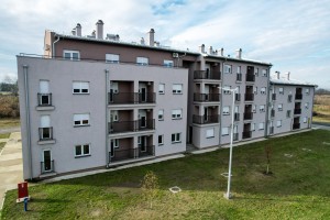 Uručenje ključeva od 44 stana za izbegličke porodice iz BiH i Hrvatske