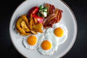 Restoran "Paligo Palata" - ponuda hrane i poslastica