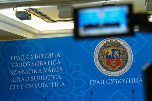 Najava premijere Drame na mađarskom jeziku "Otelo"