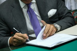 Potpisivanje ugovora povodom izgradnje hotela "Holliday In" u Subotici