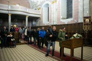 Paljenje badnjaka na Trgu