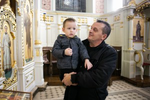 Paljenje badnjaka na Trgu