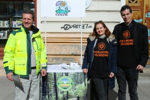 Potpisivanje peticije u cilju pošumljavanja Vojvodine