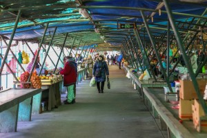 Obilazak ponuđača robe na Mlečnoj pijaci