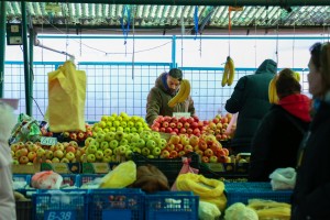 Obilazak ponuđača robe na Mlečnoj pijaci