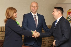 Potpisivanje tripartitnog sporazuma u Mađarskom nacionlanom savetu