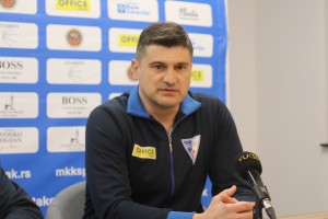 Najava meča protiv Metalca i promocija novog trenera MKK "Spartak"