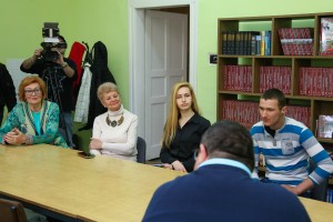 Uručenje novčane donacije Kola srpskih sestara učeniku Tehničke škole