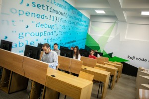 Otvaranje obnovljene računarske laboratorije na VTŠ