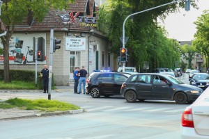 Na uviđaju pucnjave na pešačkom prelazu raskrsnice ulica Maksima Gorkog i Matije Gupca
