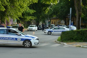 Na uviđaju pucnjave na pešačkom prelazu raskrsnice ulica Maksima Gorkog i Matije Gupca