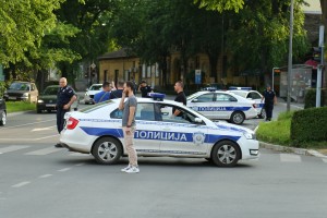 Na uviđaju pucnjave na pešačkom prelazu raskrsnice ulica Maksima Gorkog i Matije Gupca