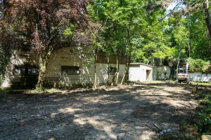 Početak radova na uklanjanju nelegalnih i oronulih objekata u Vikend naselju na Paliću