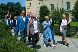 Goran Vesić i Stevan Bakić sa Bajmočanima