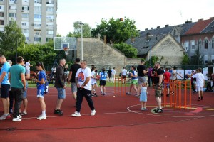 Trojka iz bloka - humanitarni turnir u brzom šutiranju trojki