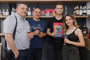 Vinoteka "Wine community" na Korzou