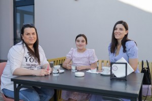 "Family centar" - igraonica, picerija i poslastičarnica