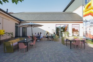 "Family centar" - igraonica, picerija i poslastičarnica