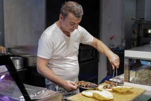 Ćevabdžinica "Ilidžanka" - ukus sarajevskog delikatesa na severu Bačke