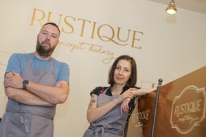 "Rustique - hleb i vino"