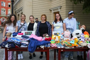 Humanitarni bazar na Trgu