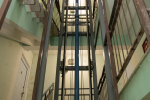 Stanarska inicijativa za ugradnju lifta u stariju zgradu