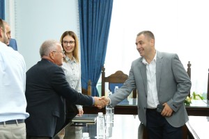 Potpisivanje ugovora - kante za odlaganje kućnog smeća