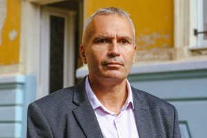 Dodela udžbenika deci iz Romske zajednice