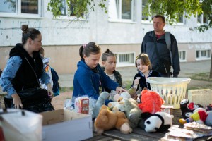 Humanitarni bazar u OŠ "Sveti Sava"