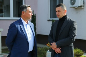 Uručenje ugovora za radove na Studentskom domu "Ivo Lola Ribar"