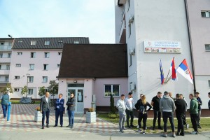 Uručenje ugovora za radove na Studentskom domu "Ivo Lola Ribar"