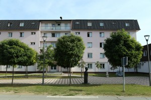 Uručenje ugovora za radove na Studentskom domu "Ivo Lola Ribar"