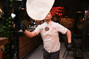 Fabrika burger & pizza bar - novi ukusi i kombinacije sastojaka napolitanskih pica