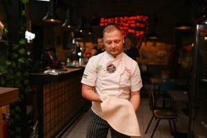 Fabrika burger & pizza bar - novi ukusi i kombinacije sastojaka napolitanskih pica