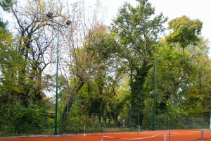 Puštanje u rad reflektora na teniskim terenima