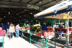 "Gastro jutro na buvljaku" - specijaliteti lokalnih proizvođača