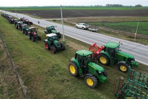 Početak protesta poljoprivrednika na Žedničkom putu