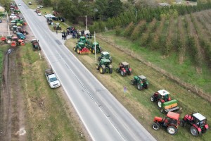 Početak protesta poljoprivrednika na Žedničkom putu