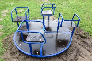 Dečje igralište u dvorištu MZ "Makova sedmica"