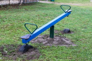 Dečje igralište u dvorištu MZ "Makova sedmica"