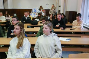 Prikupljanje slatkiša za decu iz socijalno ugroženih porodica