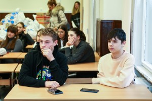 Prikupljanje slatkiša za decu iz socijalno ugroženih porodica