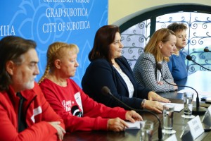 Najava manifestacija "Zimski festival tradicije" i "Trka Deda Mrazeva na Paliću"