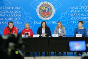 Najava manifestacija "Zimski festival tradicije" i "Trka Deda Mrazeva na Paliću"