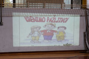 Učenici nižih razreda OŠ "Kizur Ištvan" u kvizu poznavanja saobraćajnih propisa