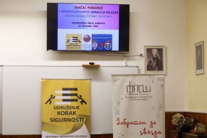 Tribina za mlade "Značaj porodice i reproduktivnog zdravlja mladih"