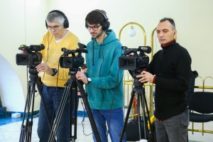 Najava premijere predstave "Prah"