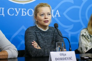 Najava premijere predstave "Prah"