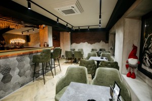 ReOpening - caffe "White lounge"
