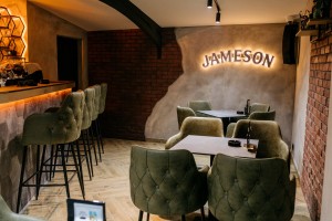 ReOpening - caffe "White lounge"